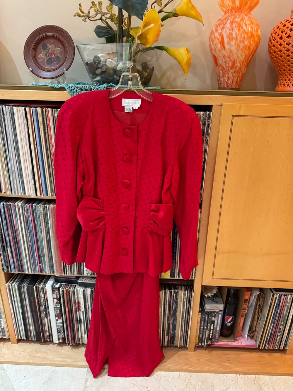 PRICE DROP: VTG.80s/90s, SILK STUDIO, 8 (fits small )two-piece  SILK POLKA DOTS